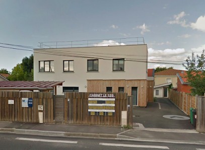 PALMERI CORALIE, Praticien de Médecine Alternative à Eysines