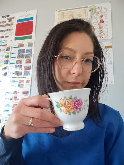 Marjolaine Roulette Équilibration Neuro Musculaire / Rebouteux Morlaix, Praticien de Médecine Alternative à Plourin-lès-Morlaix