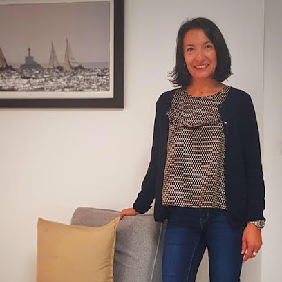 Sabria Hypnose Annecy, Hypnothérapeute à Annecy-le-Vieux