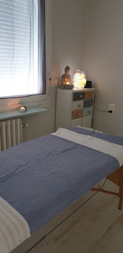 Magnétiseuse Nathalie Dufour, Praticien de Médecine Alternative à Cabourg