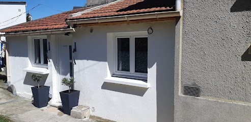 Sophrologue Floriane BILLOUET Enfants, Adolescents, Adultes, Spécialisée Qualité De Vie Au Travail, Praticien de Médecine Alternative au Blanc-Mesnil