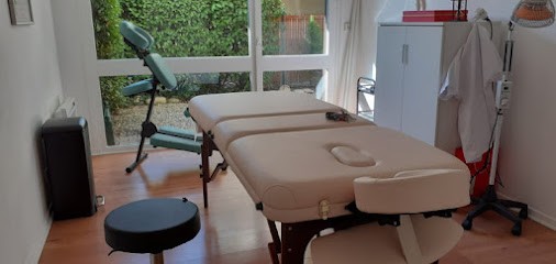 Stéphanie Vuillemin, Praticien de Médecine Alternative à Voiron