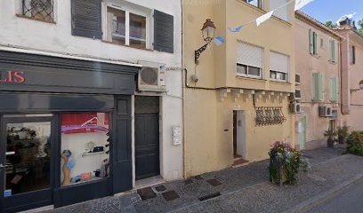 Virginie Médium - Guérisseuse - Chant Médecine, Praticien de Médecine Alternative à Sainte-Maxime