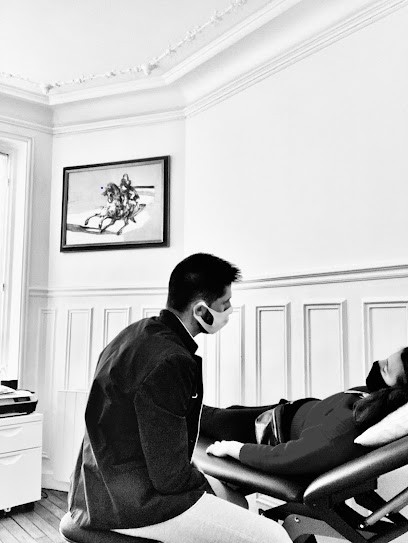 ARRON LAPOSTOLLE, Hypnothérapeute à Nanterre