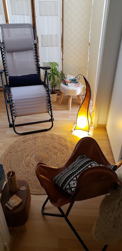 Pauline Bouanchaud - Balade Sous Hypnose - Praticienne En Hypnose Et En Massage Amma-assis, Hypnothérapeute à Thouaré-sur-Loire