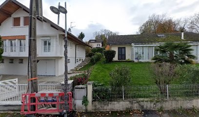 Karima Massot-Pellet, Réflexologue à Bernex