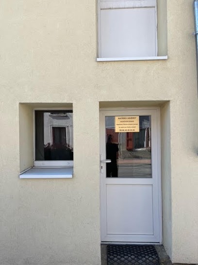 Magnétiseur Hypnothérapeute Matthieu Sauterey, Praticien de Médecine Alternative à Pierre-Châtel