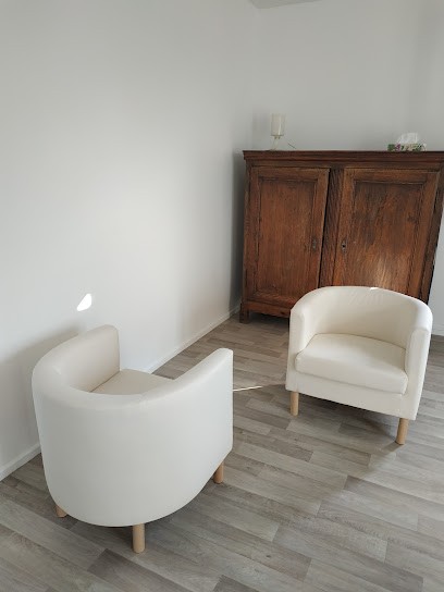 Noemia Pinguet-Teixeira Psychopraticienne-Hypnothérapeute Humaniste Et Ericksonienne-EMDR-Sophrologue-PNL- EFT-Troyes, Hypnothérapeute à Troyes