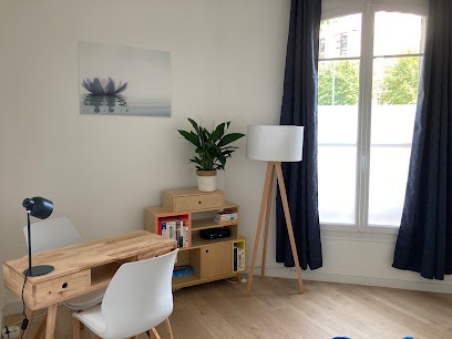 Laure DECREUS - Hypnothérapeute à Rueil-Malmaison, Hypnothérapeute à Rueil-Malmaison