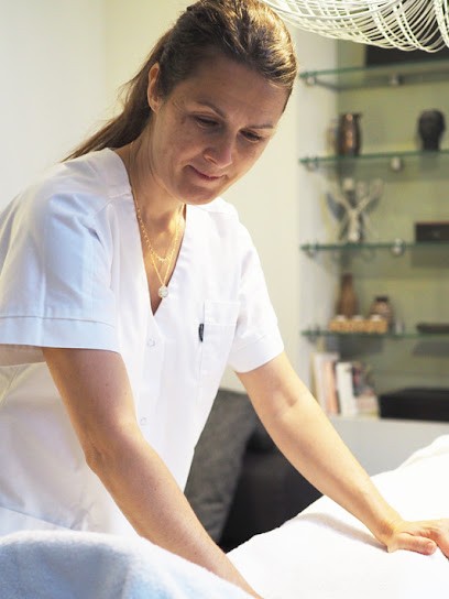 Emilie Siniciali « L'essence De L'être » - Practitioner Energetic Traditional Chinese, Praticien de Médecine Alternative à Vandoeuvre-lès-Nancy