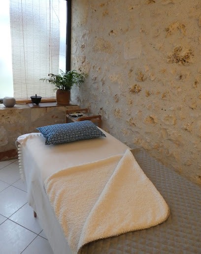 Cabinet de réflexothérapie, Lucie Carquil, Réflexologue à Saint-Antoine-de-Ficalba