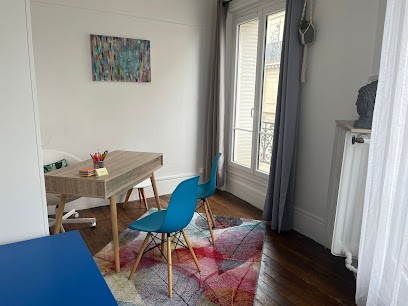 Clémence Millet Naturopathe, Praticien de Médecine Alternative à Paris 07