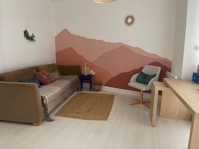 Delphine Navarro - Harmonessence, Praticien de Médecine Alternative à Trets