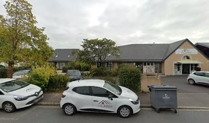 Lucie Roussignol, Réflexologue à Bénouville