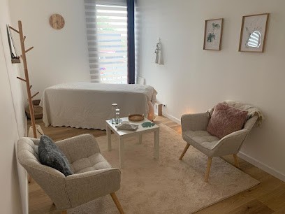 Aurore Volmant Sophrologue & Masseuse bien-être, Praticien de Médecine Alternative à Gujan-Mestras