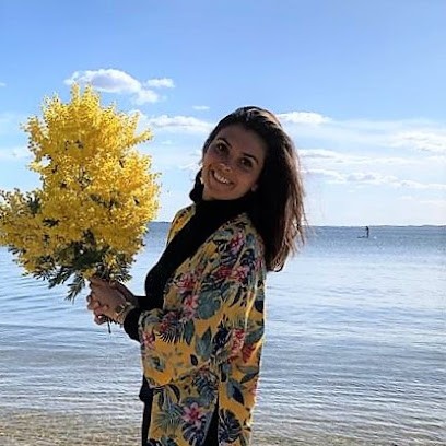 Caroline Vélou, Praticien de Médecine Alternative à Gujan-Mestras