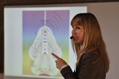 Betty KHAN, Praticien de Médecine Alternative à Domont