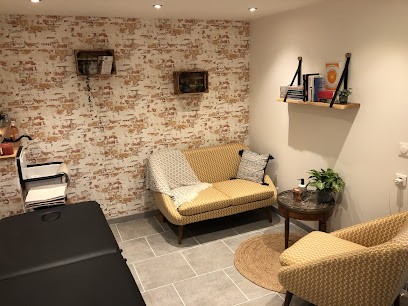 Séverine TRICHET Hypnothérapeute (65) Gestion Du Stress Et Des Émotions Sophrologie Hypnose Accompagnement Psycho-émotionnel, Hypnothérapeute à Castelvieilh