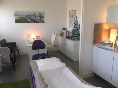 Martine ENKAOUA (née BORDET) Réflexologue Certifiée Et Maître Praticien En P.N.L., Réflexologue à Eybens