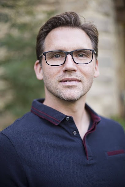 Alban FOUCHAT | Alban Hypnose | Méthode HUNKAAR, Dialogue Avec L'inconscient, Hypnothérapeute à Libourne