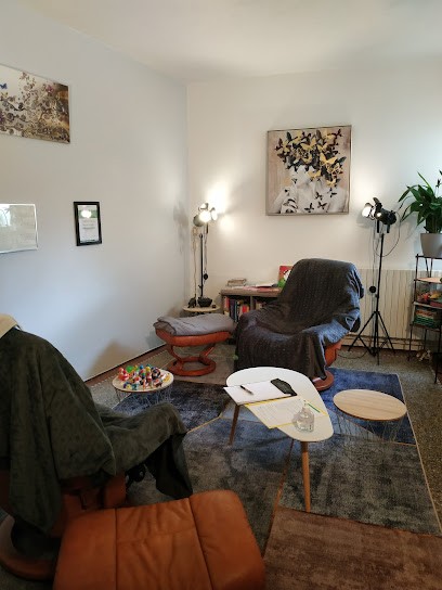 Véronique Bertonnière Colibri, Hypnothérapeute à Locmiquélic