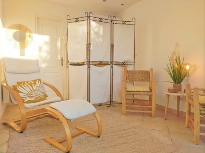 Happy Therapy : Hypnose - Nmo (Équivaut: Emdr) - Yoga - Méditation - Retraites - Aix. Adultes-Ados-Enfants., Service D'hypnothérapie à Aix-en-Provence