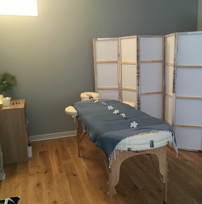 Leïla Ostacchini - Réflexologie - Massothérapie, Réflexologue à Marseille 06