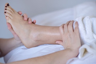 Hue Benedicte. Rayonner Qui Vous êtes !, Réflexologue au Teich