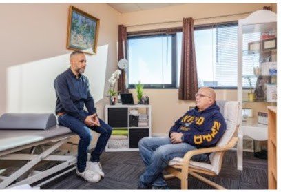 Guillaume BADON - Emdr - Hypnose Thérapeutique - Neurofeedback - Rocpierre Pôle Santé Medical Yssoirien Avis Sur Medoucine, Hypnothérapeute à Issoire