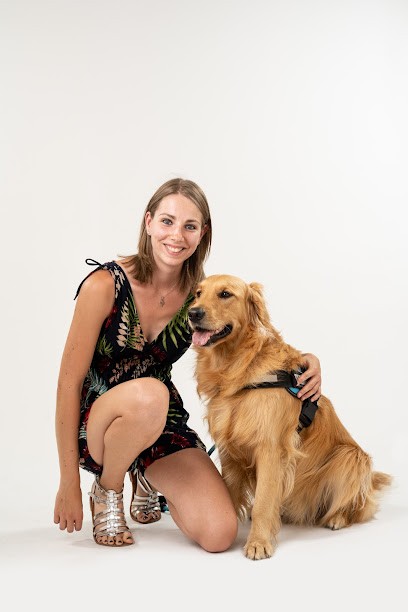 CréA : l'animal créateur de lien, Praticien de Médecine Alternative à Enval