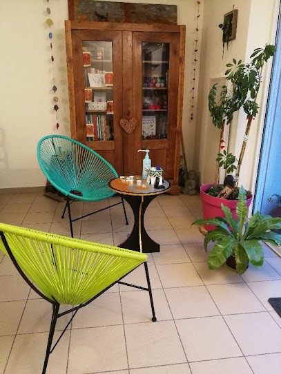 Patricia MARTIN, Praticien de Médecine Alternative à Monnières