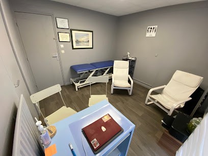 DANET Simon, Infirmier En Pratique Avancée et HypnoThérapeute, Hypnothérapeute au Chesnay