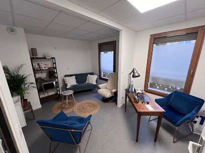 ANGOISSES PHOBIES - Julien Sanniet - Hypnothérapeute - Thérapies Brèves CHARTRES - Méthode Self-Confiance, Hypnothérapeute à Chartres