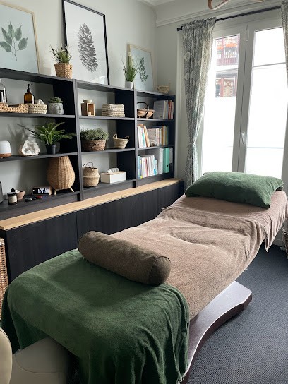 Cabinet Pilaudo, Capucine de Villartay, Réflexologie, Auriculothérapie, Drainage lymphatique, Neurofeedback, Réflexologue à Asnières-sur-Seine