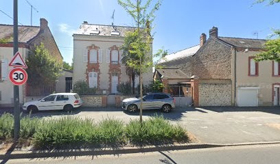 Laurence Collet Sophrologue Certifiée IdSophro, Praticien de Médecine Alternative à Laval