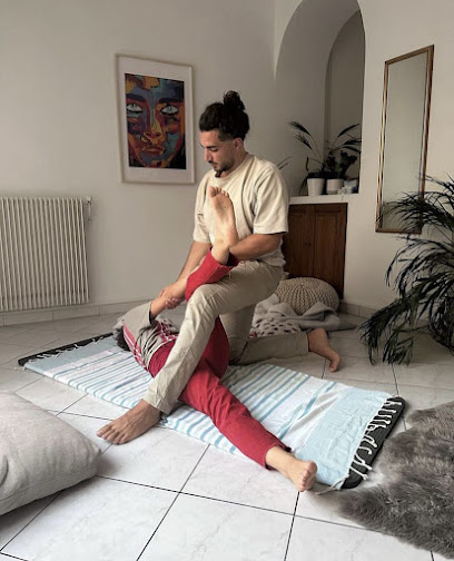 Roven Melloul - Hypnose & Emdr - Massage Thai À Marseille, Service D'hypnothérapie à Marseille 06
