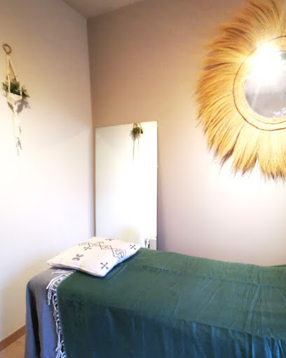 Lucie Mosnier - Réflexologie plantaire | Réflexologue en cabinet Aix en Provence, Réflexologue à Aix-en-Provence