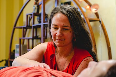 Harmonyz Fanny Aladenise Thérapie Holistique: Libérez-vous De Ce Qui Vous Bloque Pour être Vous Mêmes!, Praticien de Médecine Alternative à Duerne