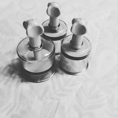 Anais Brachet * Thérapeute Holistique, Praticien de Médecine Alternative au Pellerin