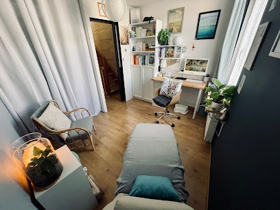 Céline Billoré-Mérienne - Hypnose / Psychothérapie / CNV - Niort 79, Hypnothérapeute à Niort