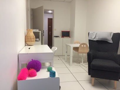 Sophrologie Thérapeutique -Hypnose Praticienne, Praticien de Médecine Alternative à Charleville-Mézières