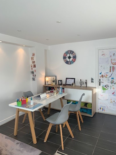 Maroussia Nippert Sophrologue/Hypnose, Praticien de Médecine Alternative à Gouvieux