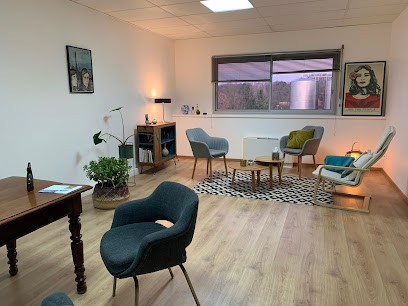 Sophie Poux, Praticien de Médecine Alternative à Fronton