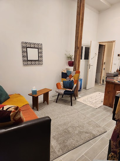 LOLITA GIRARD HYPNOSE SAJECE, Hypnothérapeute à Aubas