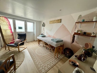 Karine AUBERT Hypnothérapeute - Gest-EMDR - Magnétiseur - Conseil conjugal & familial-Millery-Sud ouest Lyon-Rhône, Hypnothérapeute à Millery