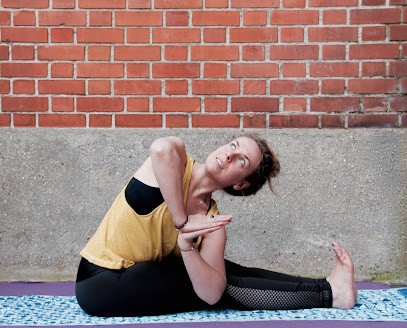 Sarah Mi - Yoga & Thérapie, Hypnothérapeute à Marquette-lez-Lille