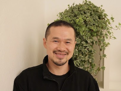 CHARLES VONG, Praticien de Médecine Alternative à Paris 16