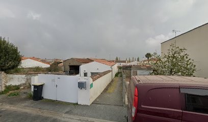 Cécilia Corvest - Soins énergétiques / tambour - massages -hypnose - réflexologie - constellation familiale - cercles, Praticien de Médecine Alternative à Esnandes