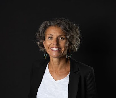 Sophrologist & Hypnotherapist - Isabelle Mocquard Nantes Sud Loire - Visio - Lazul Formation Sophrologie, Praticien de Médecine Alternative à Saint-Mars-de-Coutais