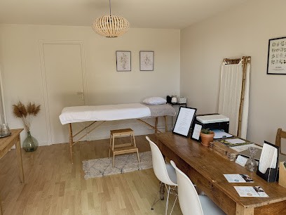 Alicia Fabbro Naturopathe, Énergéticienne et Praticienne en massage, Praticien de Médecine Alternative à Peschadoires